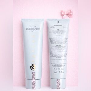 ✨ Tatcha Silken Pore Perfecting Sunscreen SPF 35 PA+++ – Full Size 90 ml